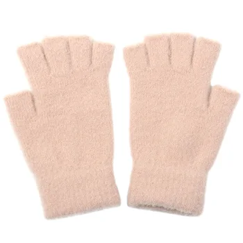 Перчатки с полупальцами холодостойкие и теплые для мужчин и женщин, в состав утепленных трикотажных перчаток-митенок добавляют шерсть и бархат.