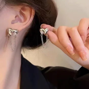 Серебристые металлические серьги-гвоздики с блестящим цирконом в форме сердца, модные и минималистичные женские серьги, изысканные ювелирные изделия из Кореи