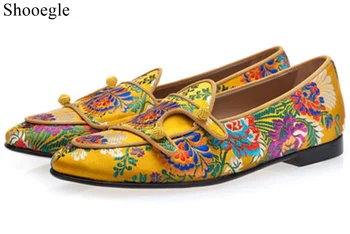 Мужские разноцветные жаккардовые парусиновые туфли желтого цвета с пуговицами в тон, Лоферы-двойняшки, Повседневная обувь с цветочной вышивкой