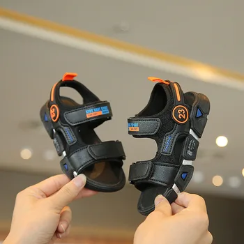 Крутые однотонные черные спортивные сандалии для мальчиков 2022, Летние новые детские модные пляжные нескользящие туфли из искусственной кожи для девочек
